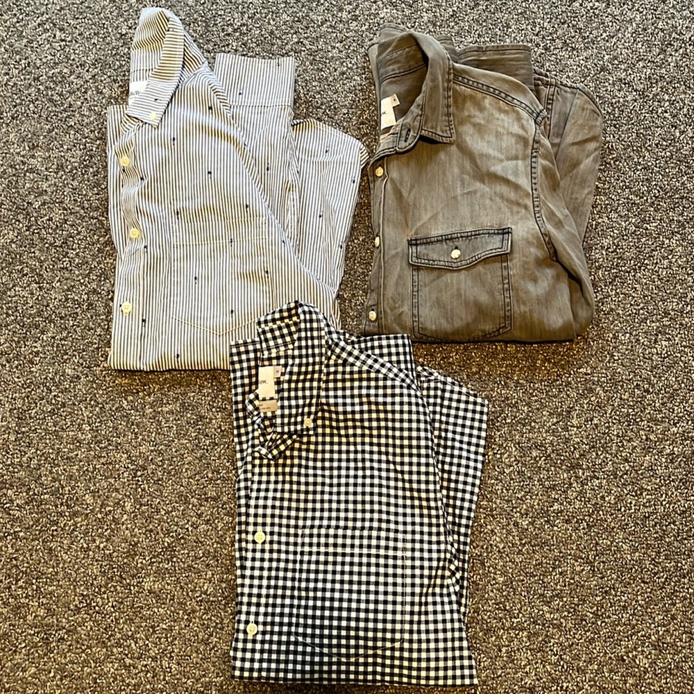 Goodfellow button down tops